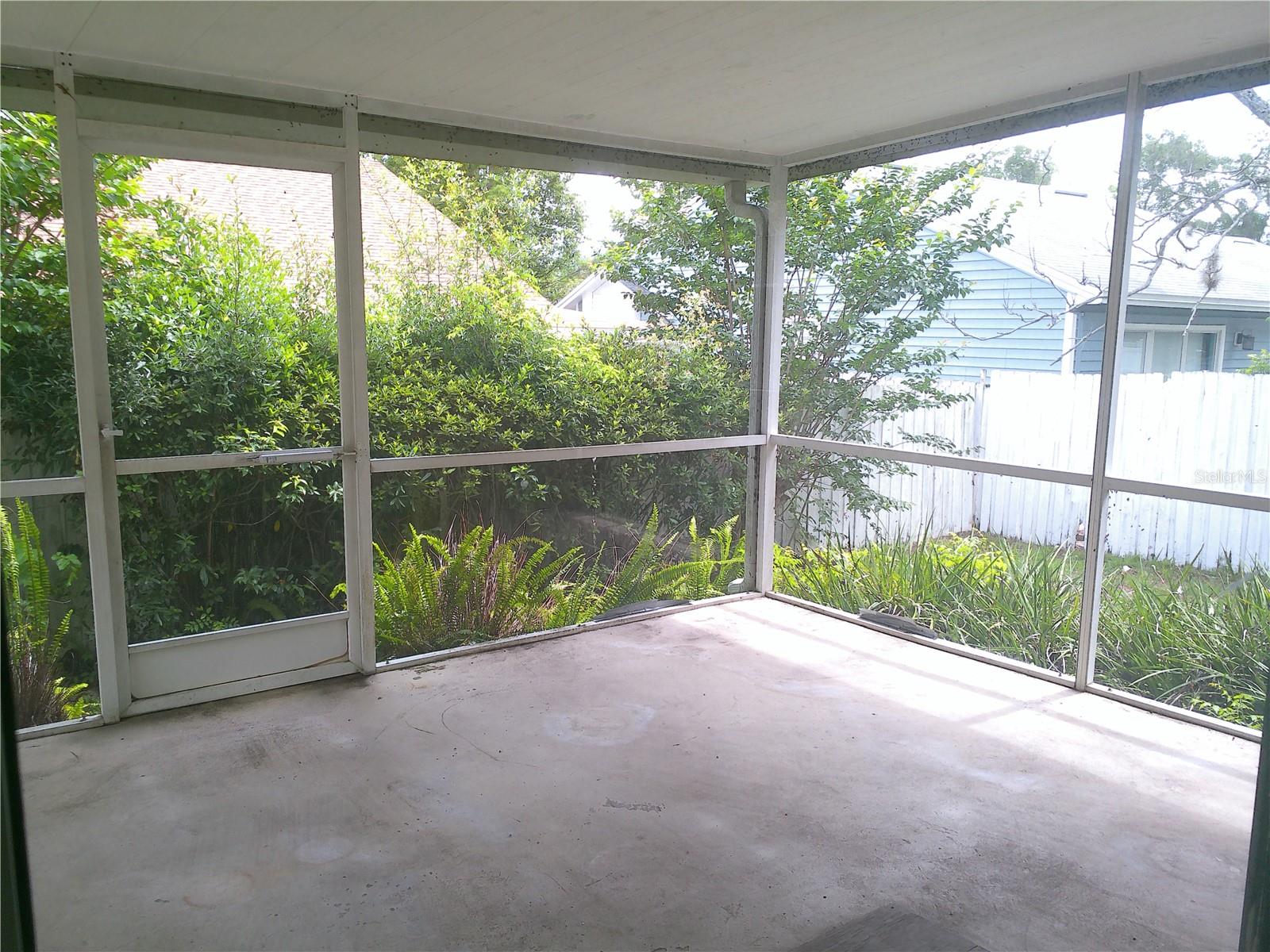 WESTLAKE MANOR UNIT 2B - Residential