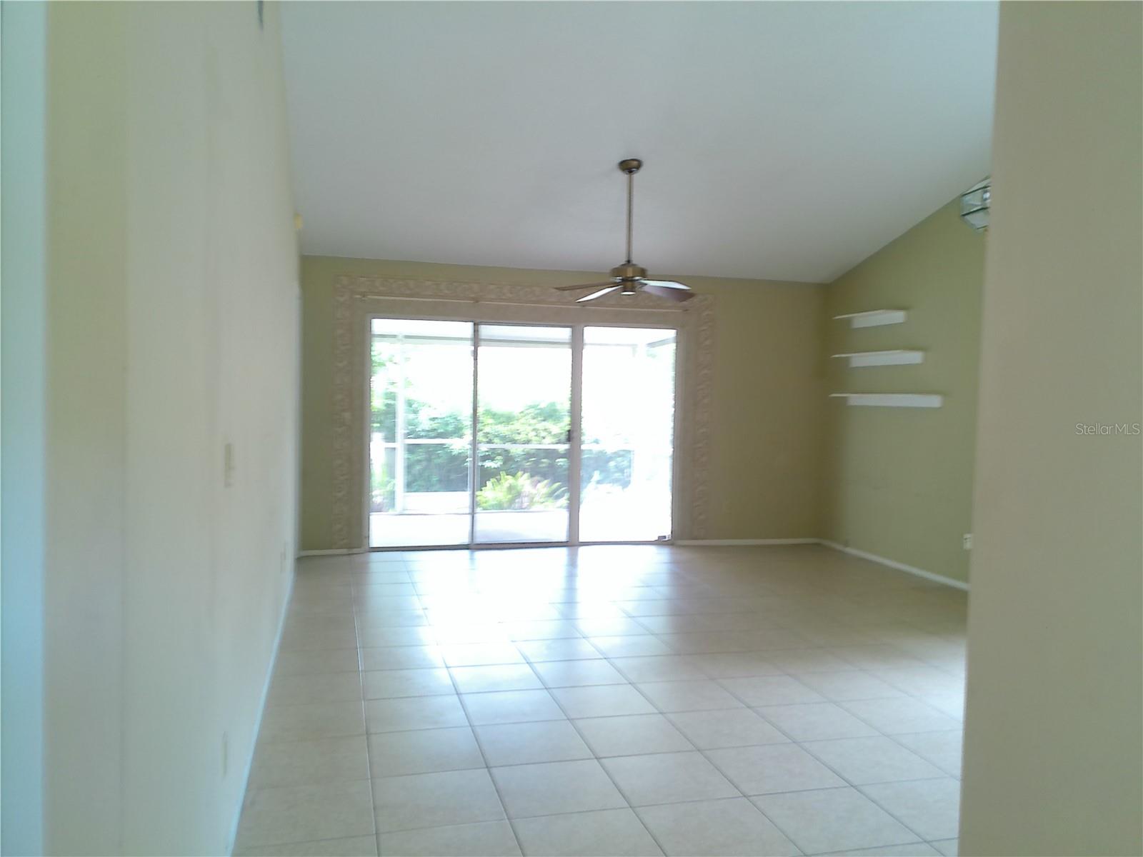 WESTLAKE MANOR UNIT 2B - Residential
