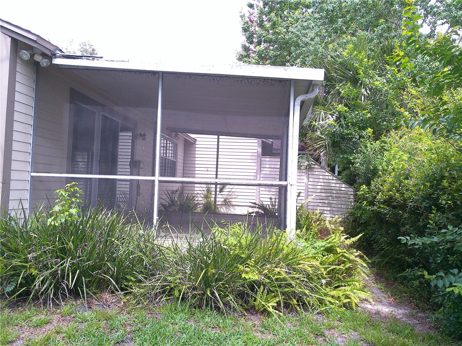 WESTLAKE MANOR UNIT 2B - Residential