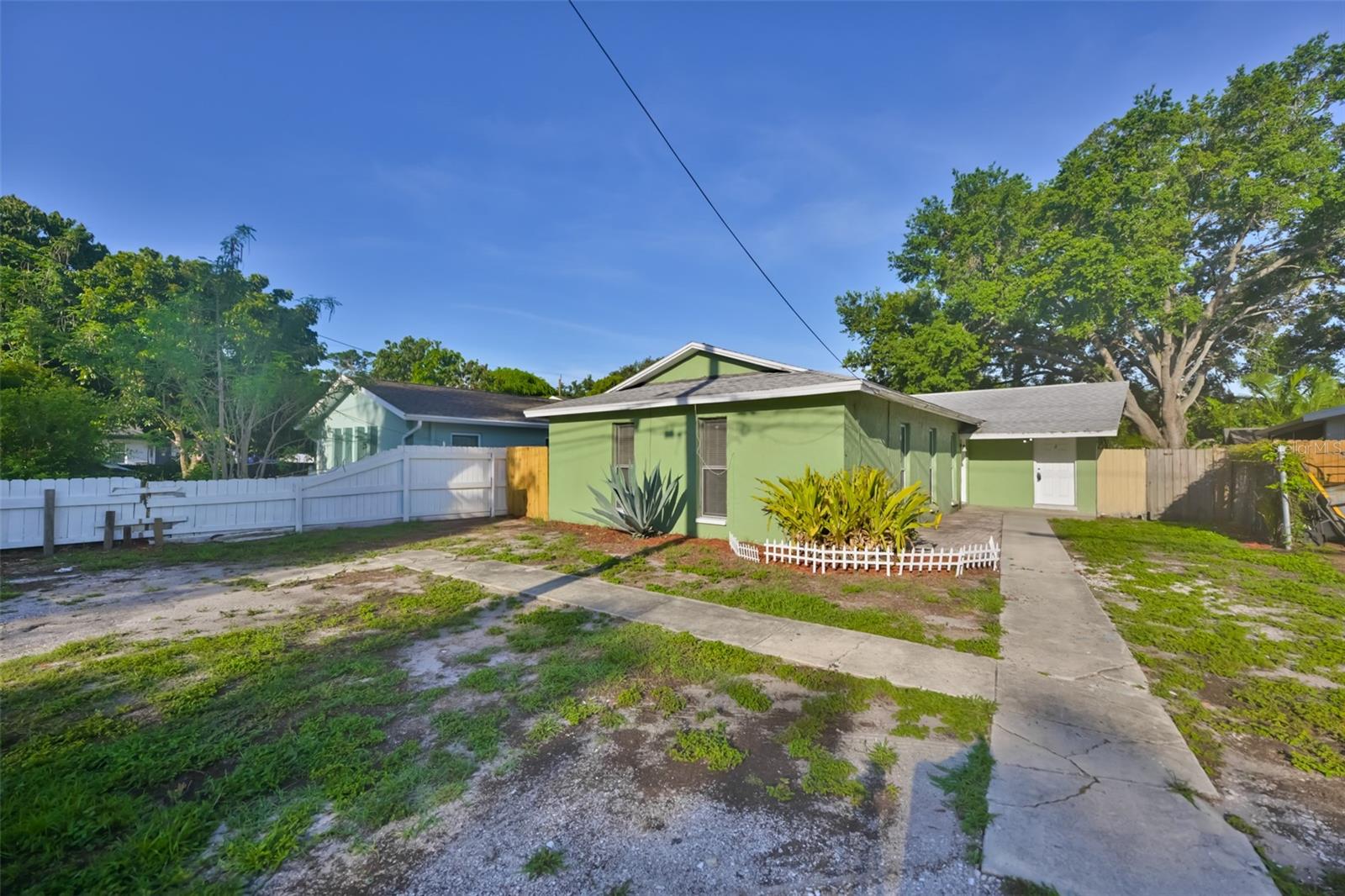 HIGH POINT - Residential Lease