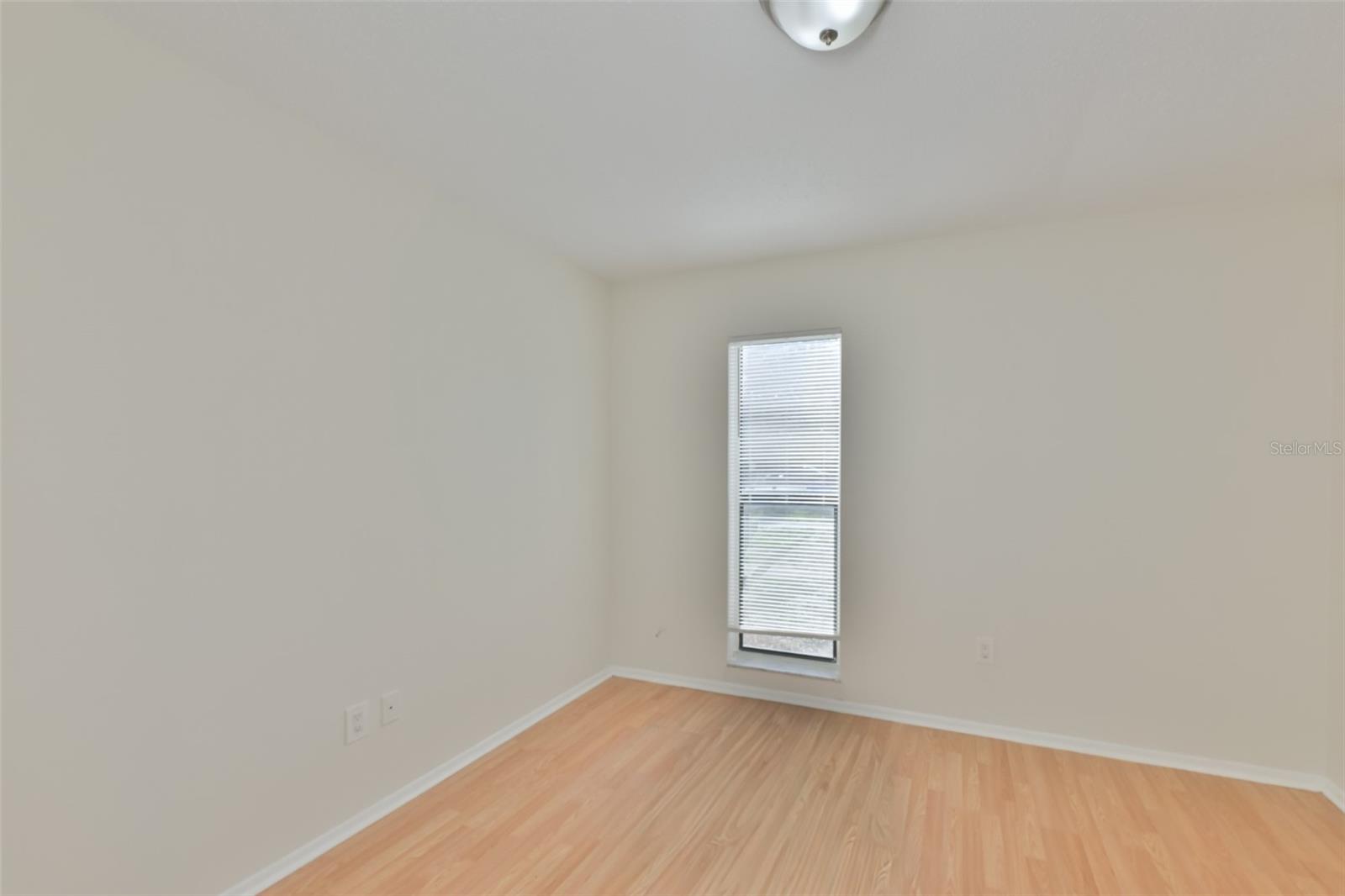 HIGH POINT - Residential Lease