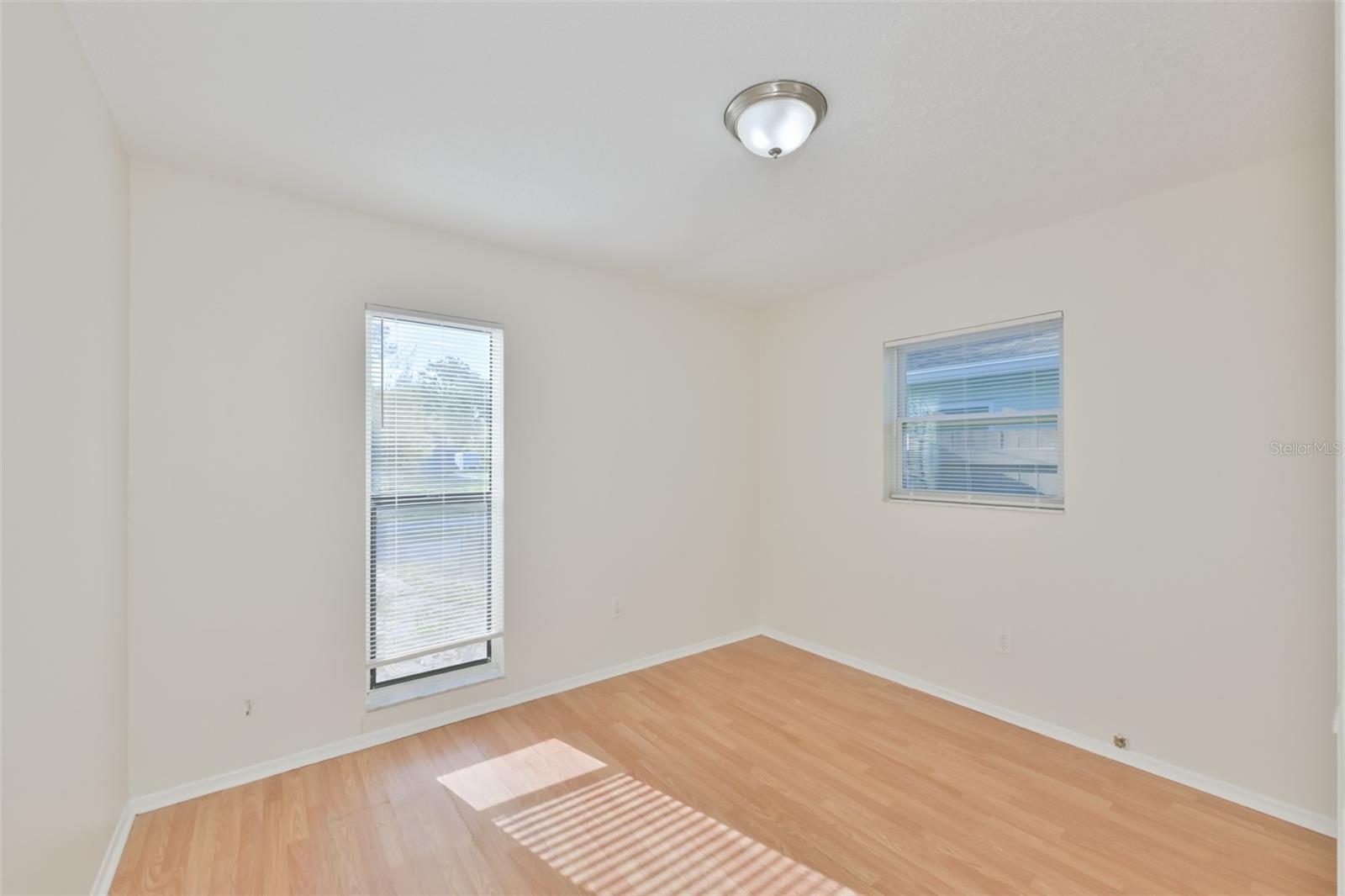 HIGH POINT - Residential Lease