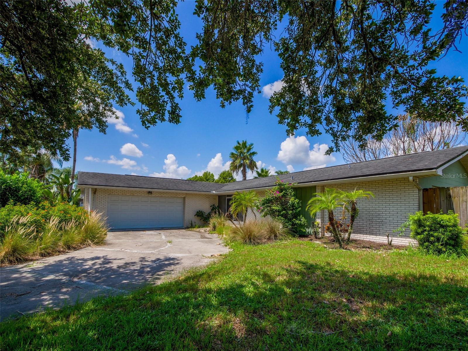 DOVER SHORES EIGHTH ADD - Residential