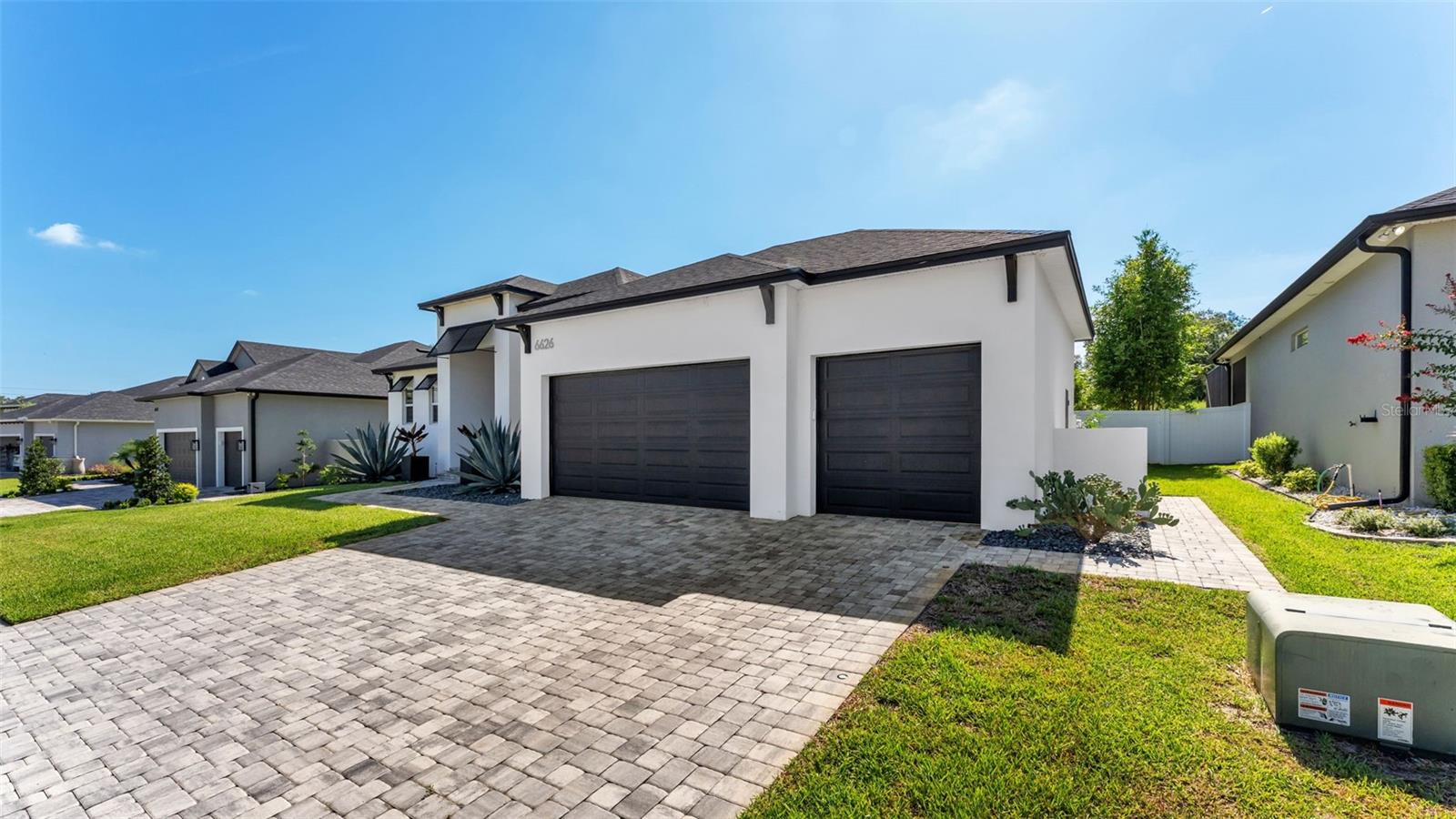 TREYMONT - Residential