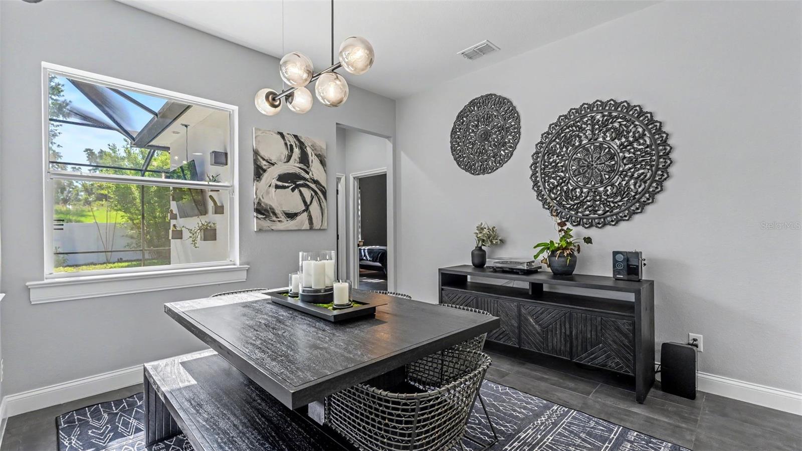 TREYMONT - Residential