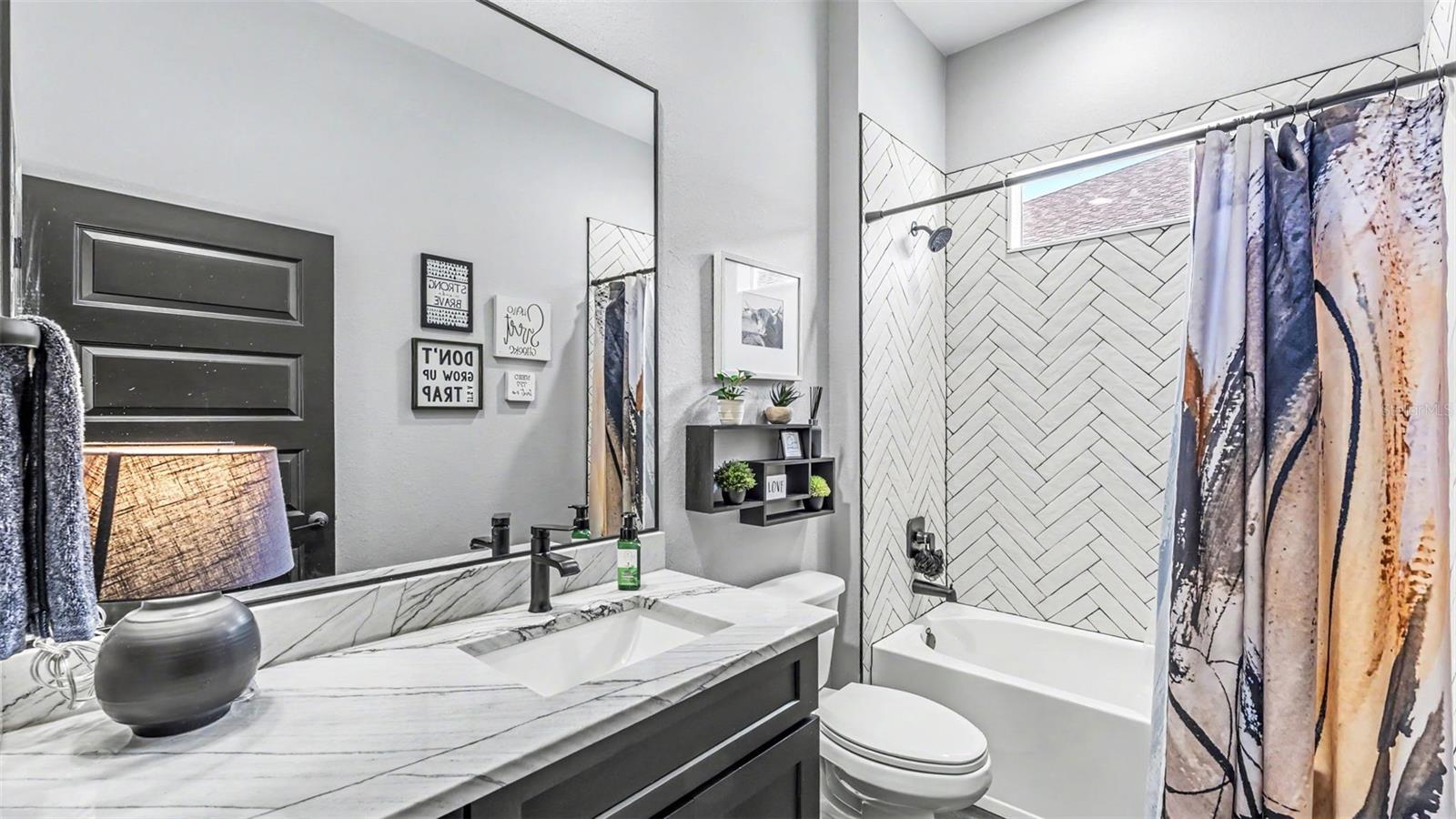 TREYMONT - Residential