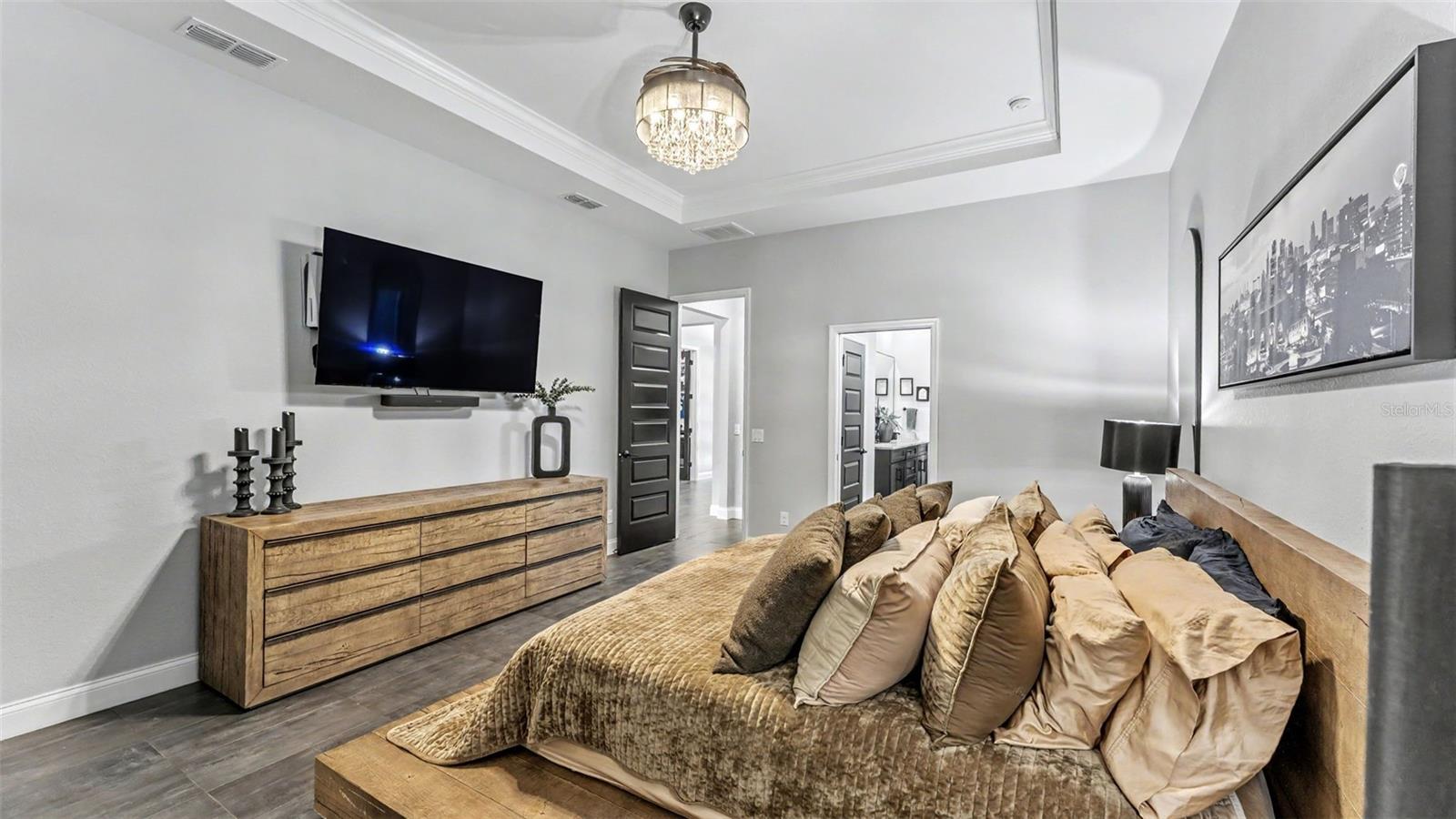 TREYMONT - Residential