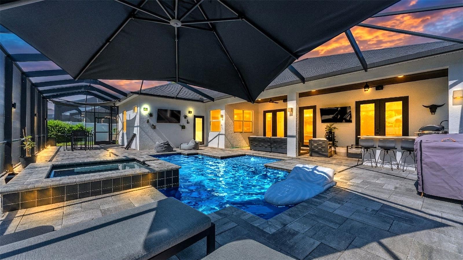 TREYMONT - Residential