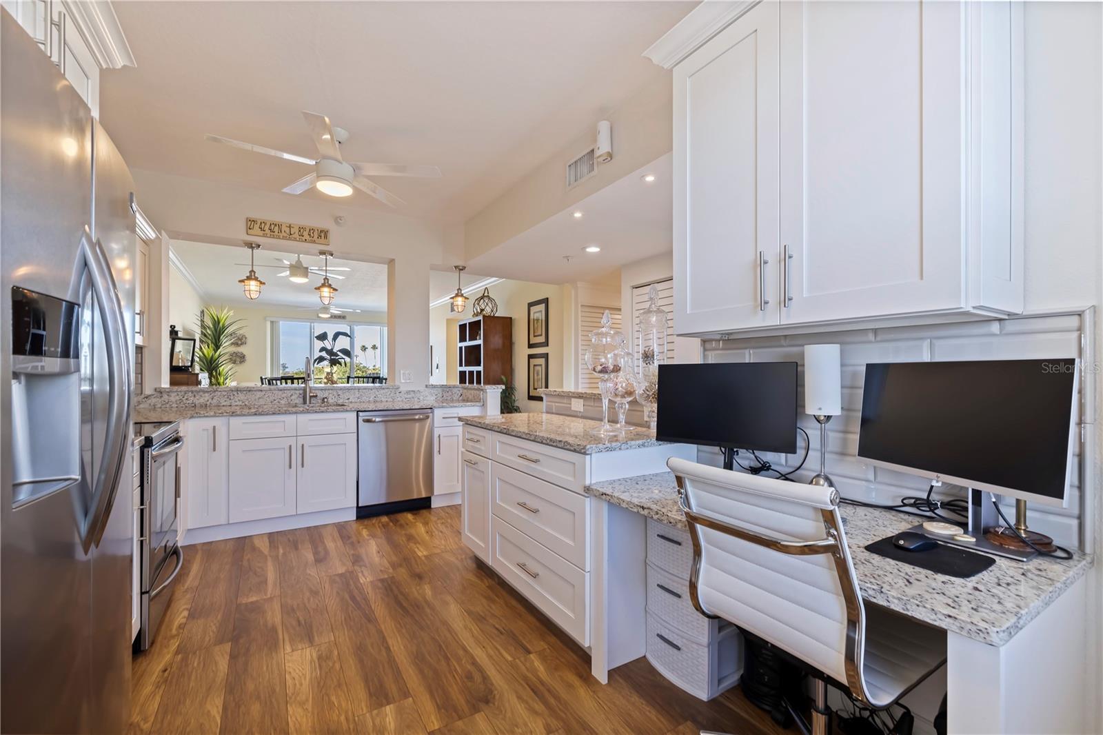 HARBOURSIDE CONDO - Residential