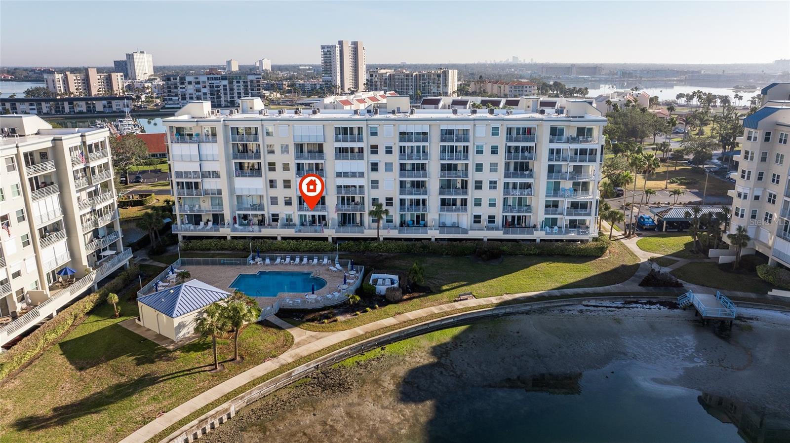 HARBOURSIDE CONDO - Residential