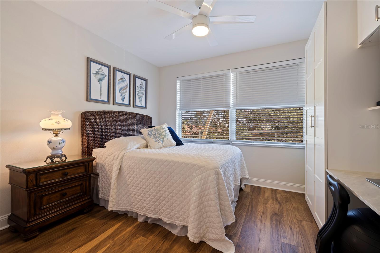 HARBOURSIDE CONDO - Residential