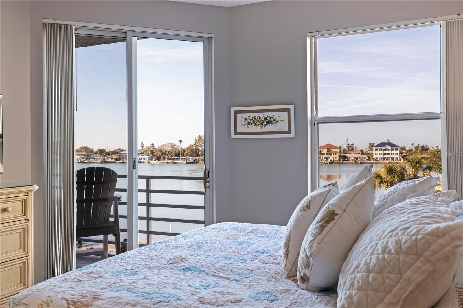 HARBOURSIDE CONDO - Residential