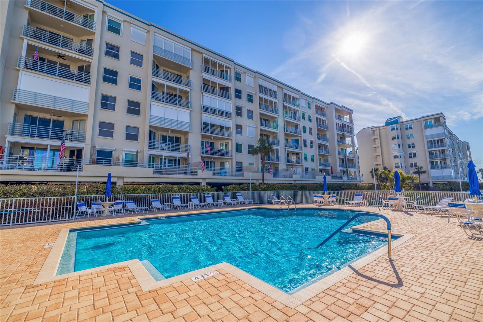HARBOURSIDE CONDO - Residential
