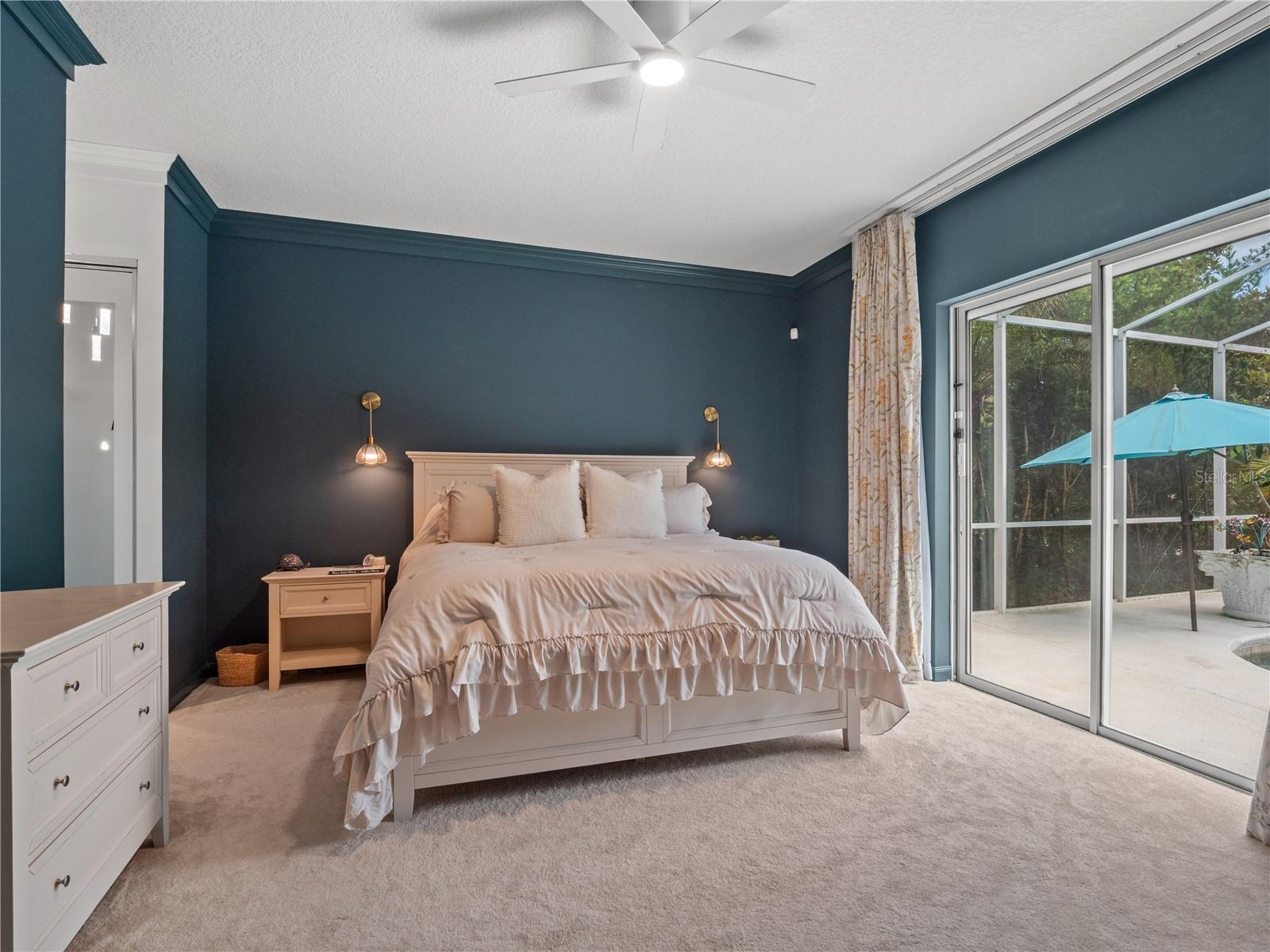 VILLAGEWALK - Residential