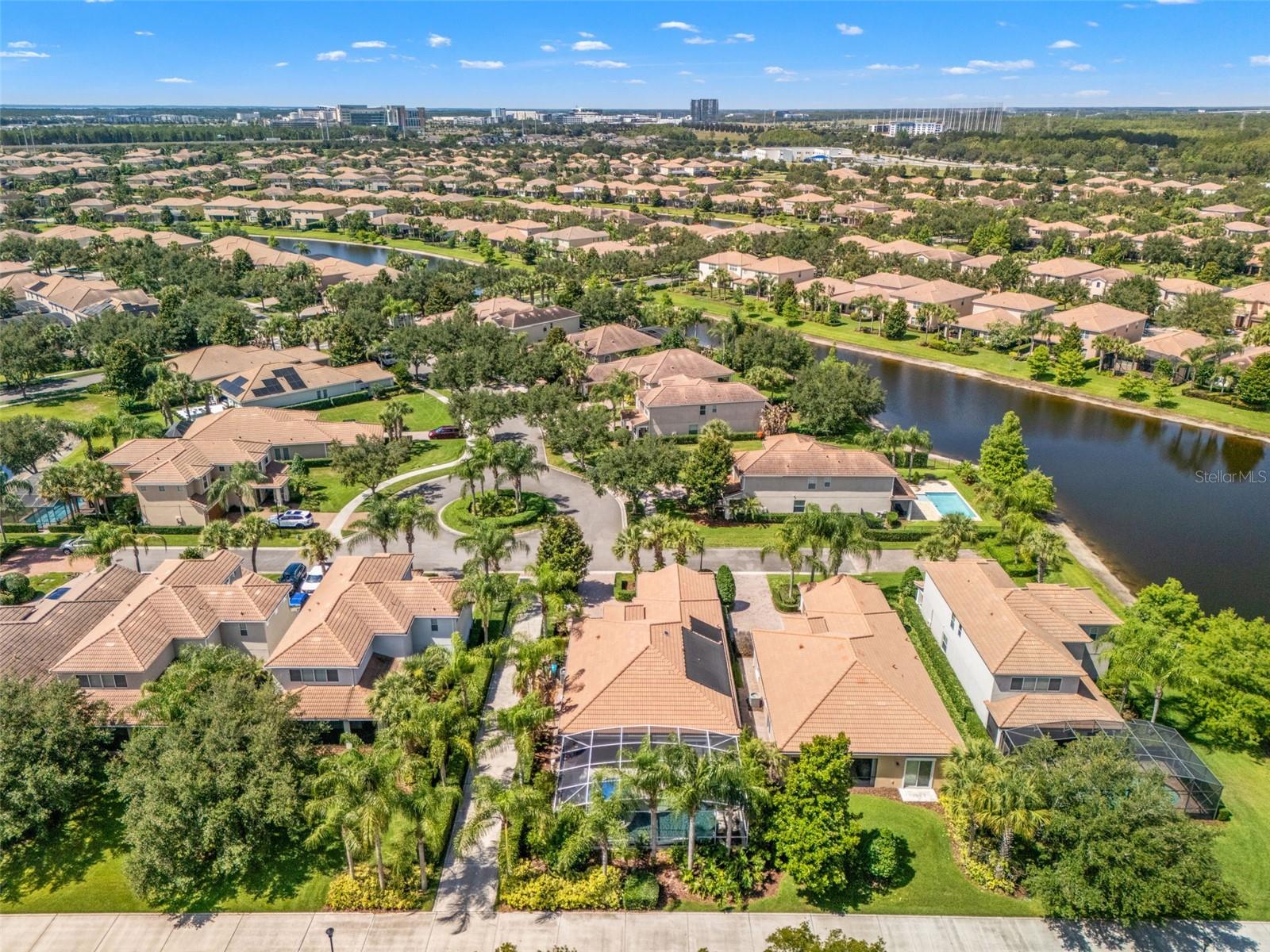VILLAGEWALK - Residential