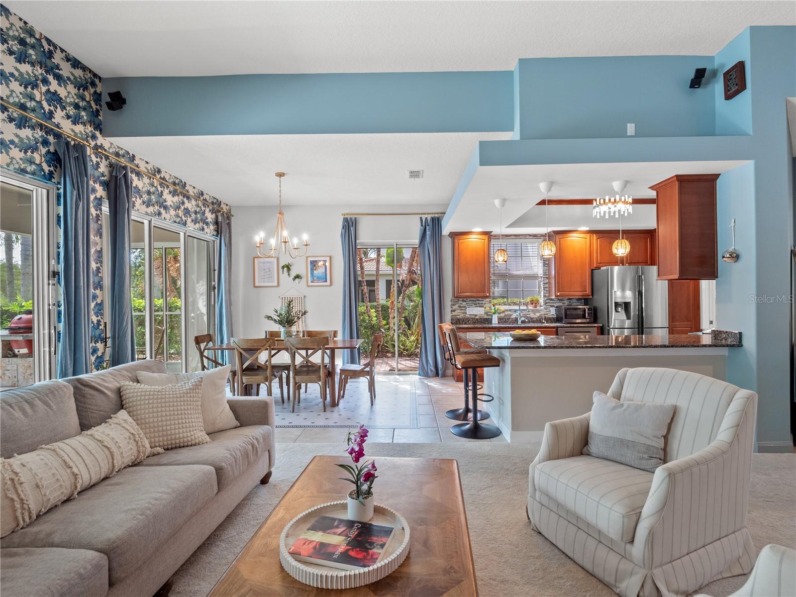 VILLAGEWALK - Residential
