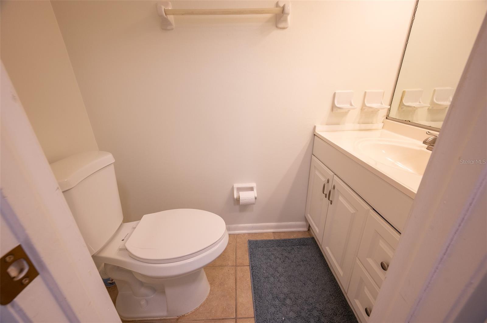 PICKWICK PARK - Residential Lease