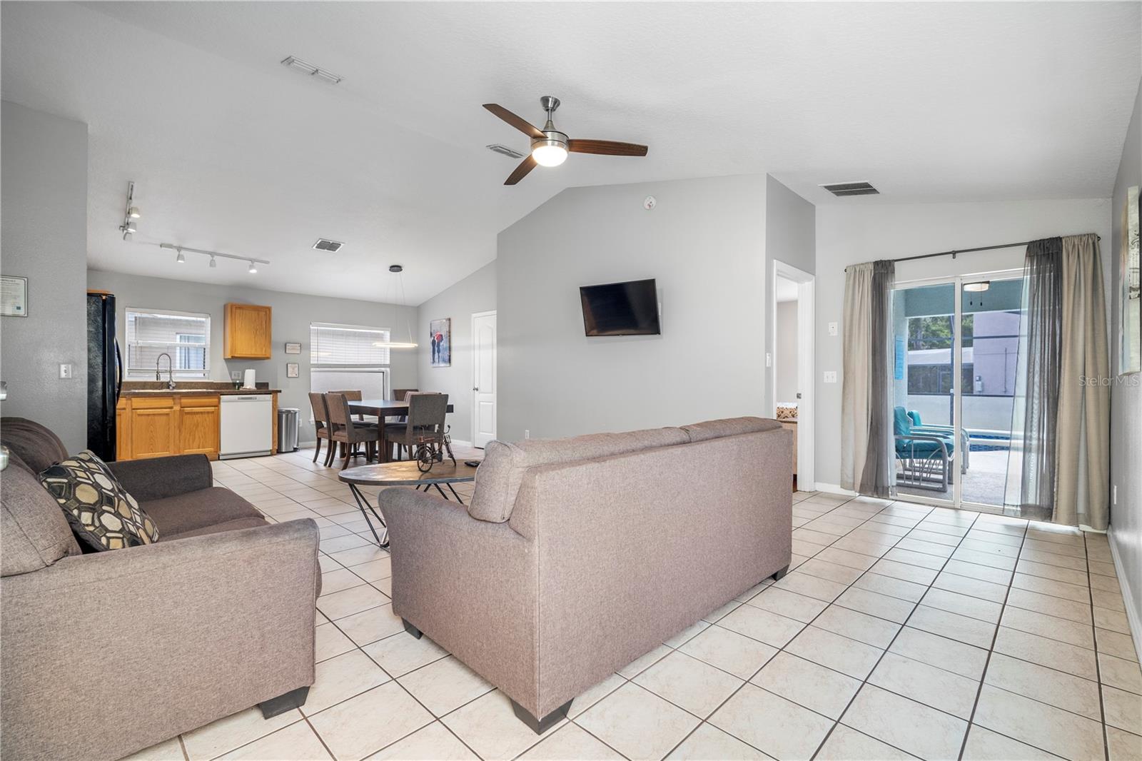 SANDY RIDGE PH 01 - Residential