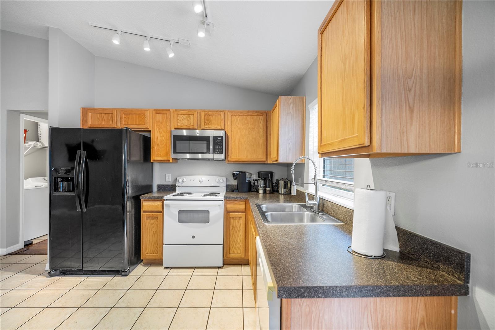 SANDY RIDGE PH 01 - Residential