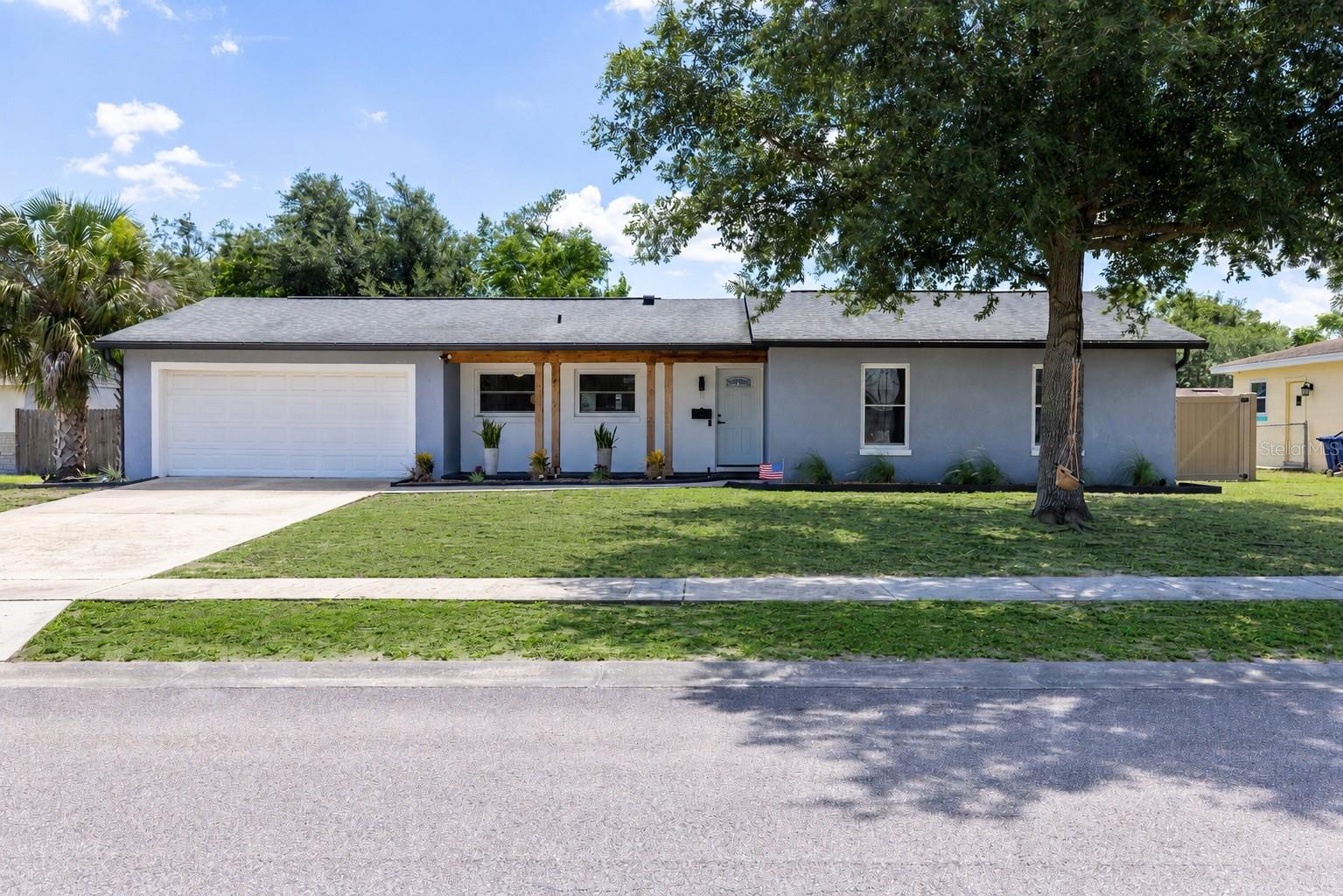 CARRIAGE HILL UNIT 2 - Residential