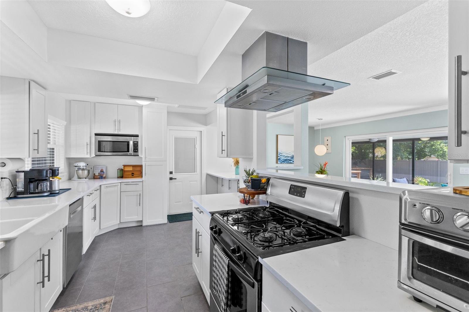 CARRIAGE HILL UNIT 2 - Residential
