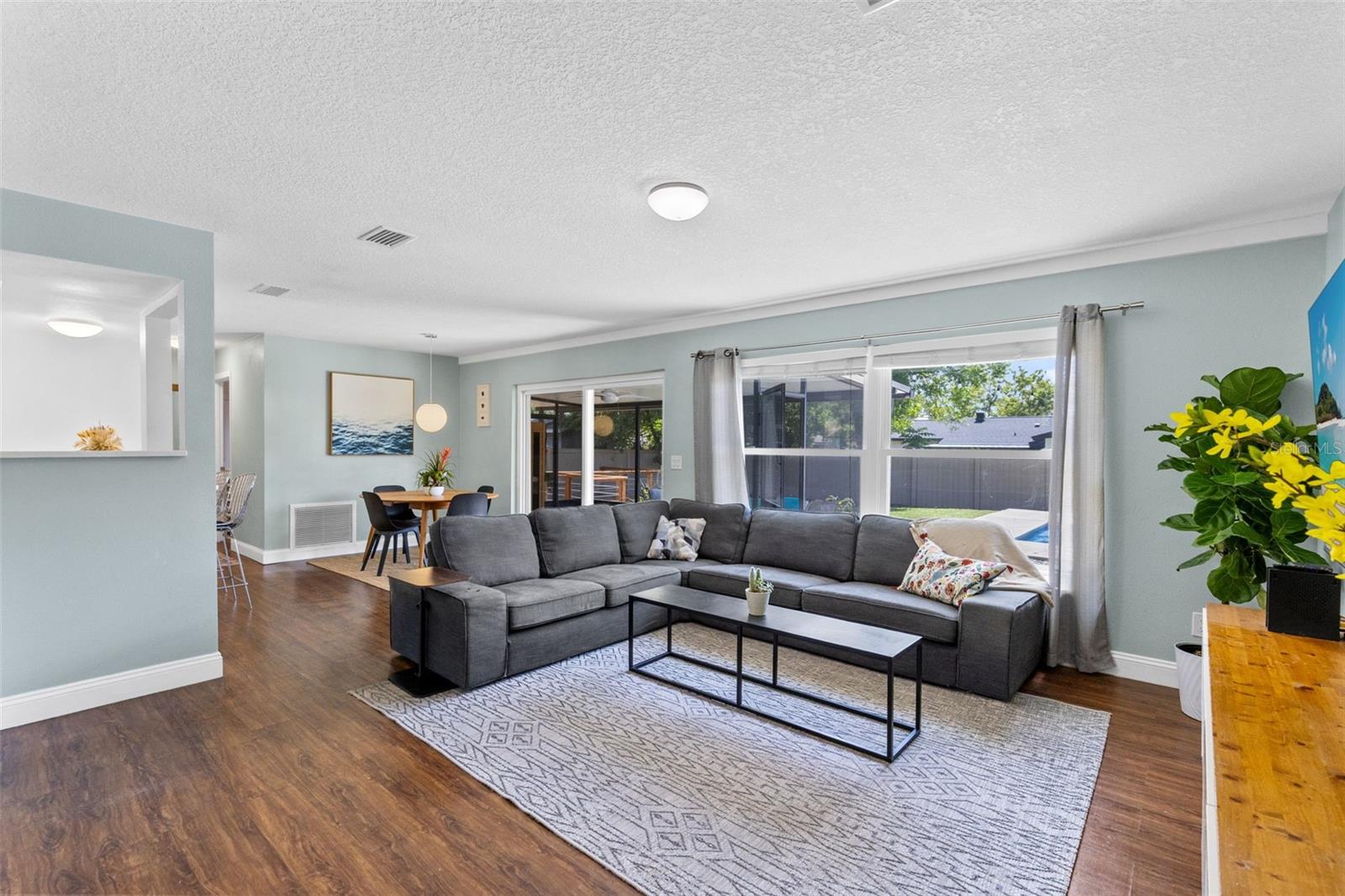 CARRIAGE HILL UNIT 2 - Residential