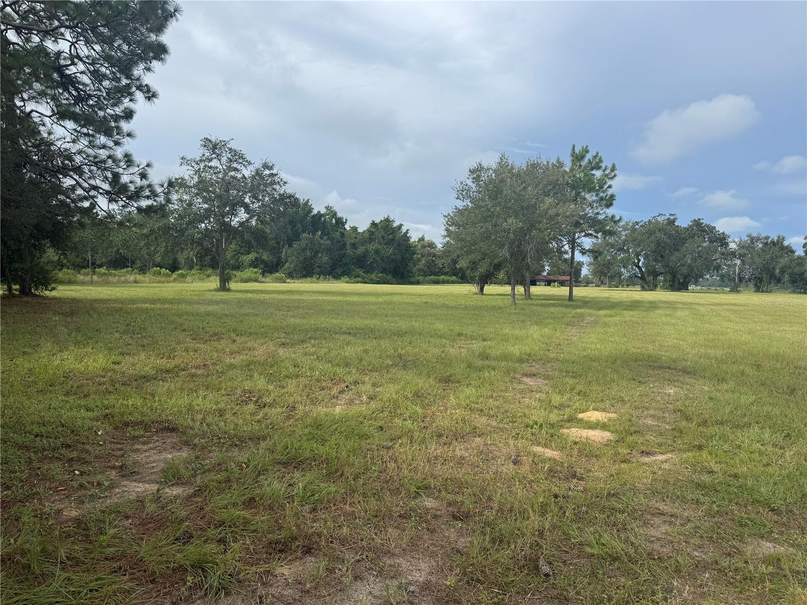 ACREAGE - Land