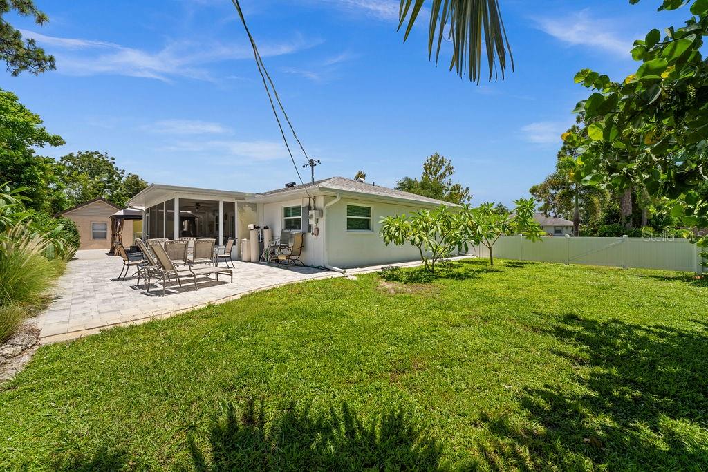 SOUTH VENICE - Residential