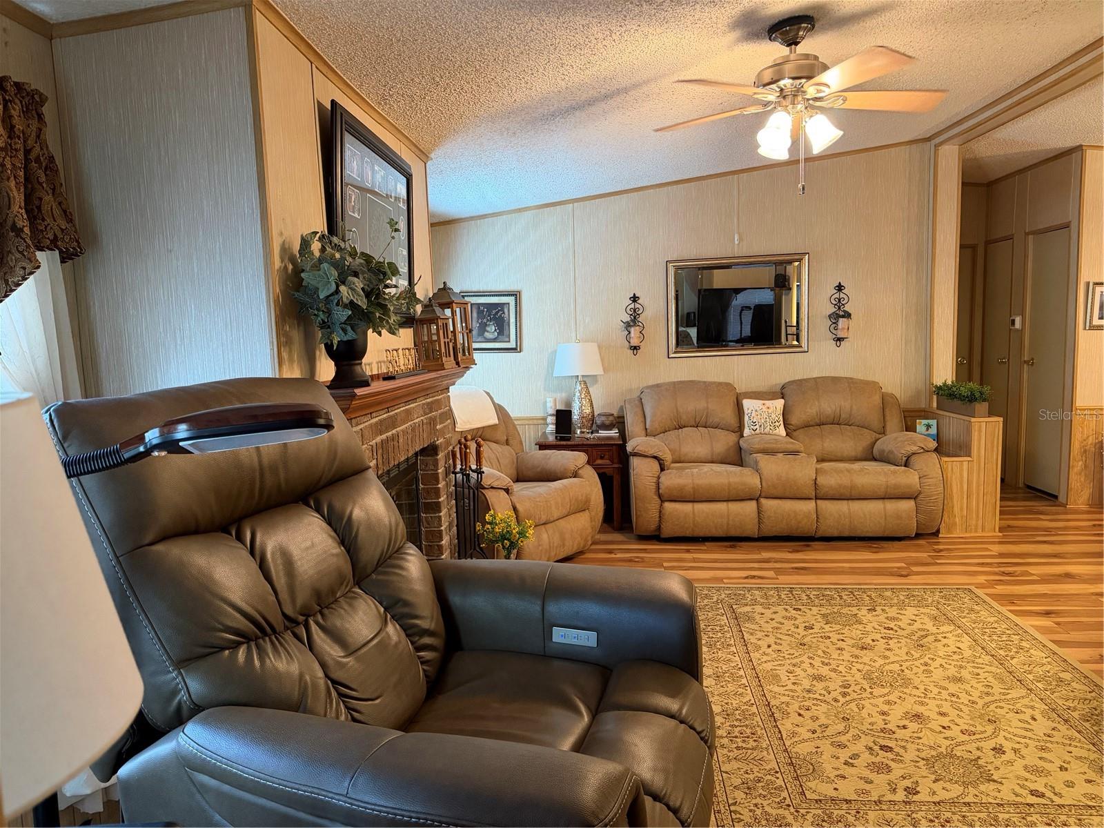 HIGH POINT SUB UNIT 1 - Residential