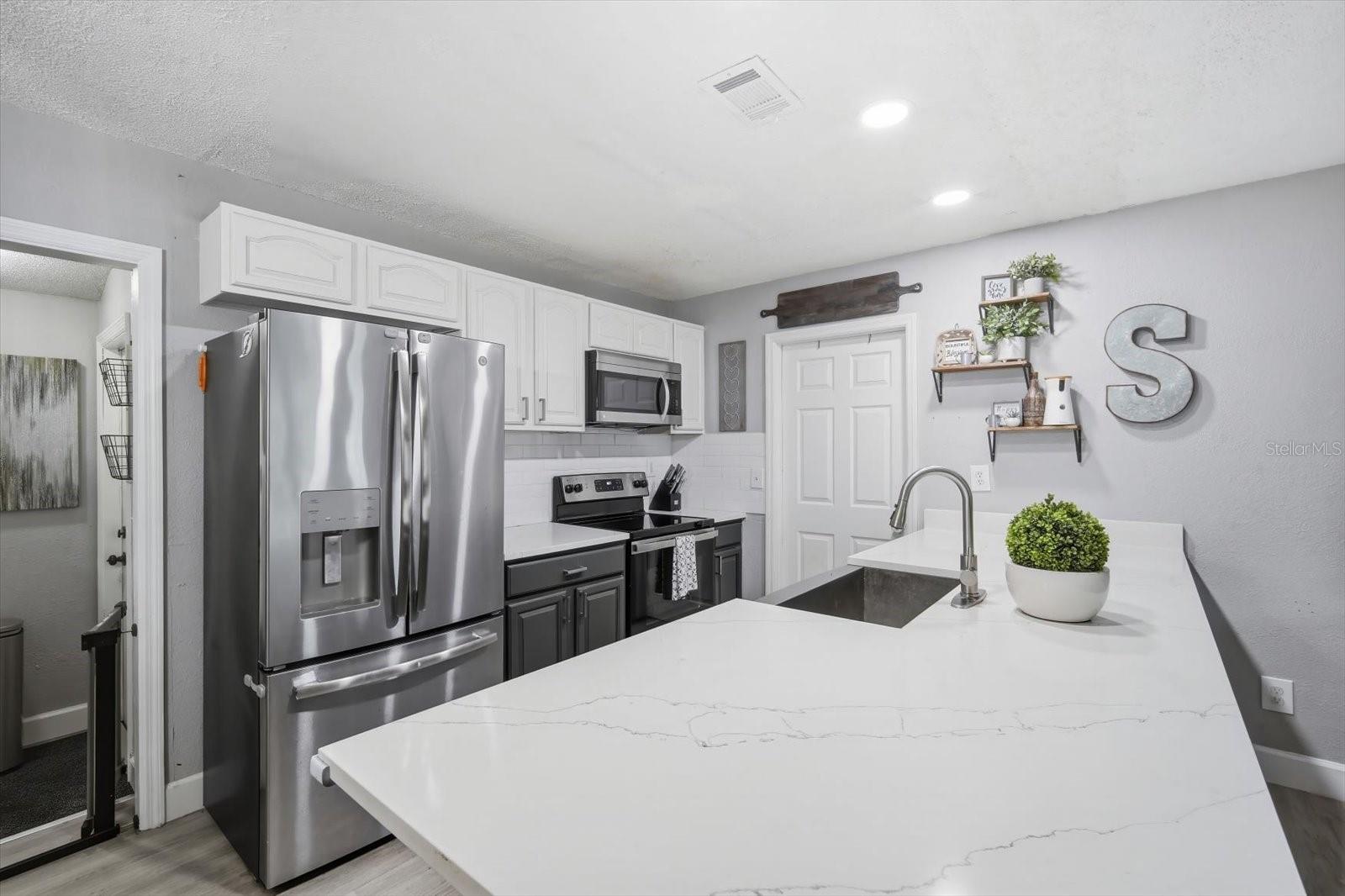 ADAMO ACRES SUB UNIT 2 - Residential