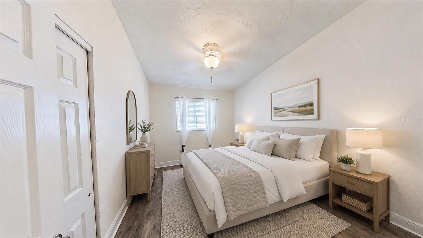 RIDGEWOOD ESTATES ADD 04 RESUB 01 - Residential Lease