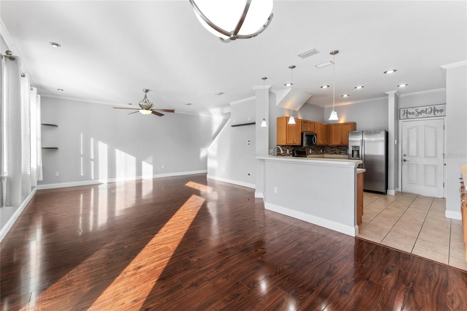 TIERRA DEL SOL PH 01 - Residential Lease