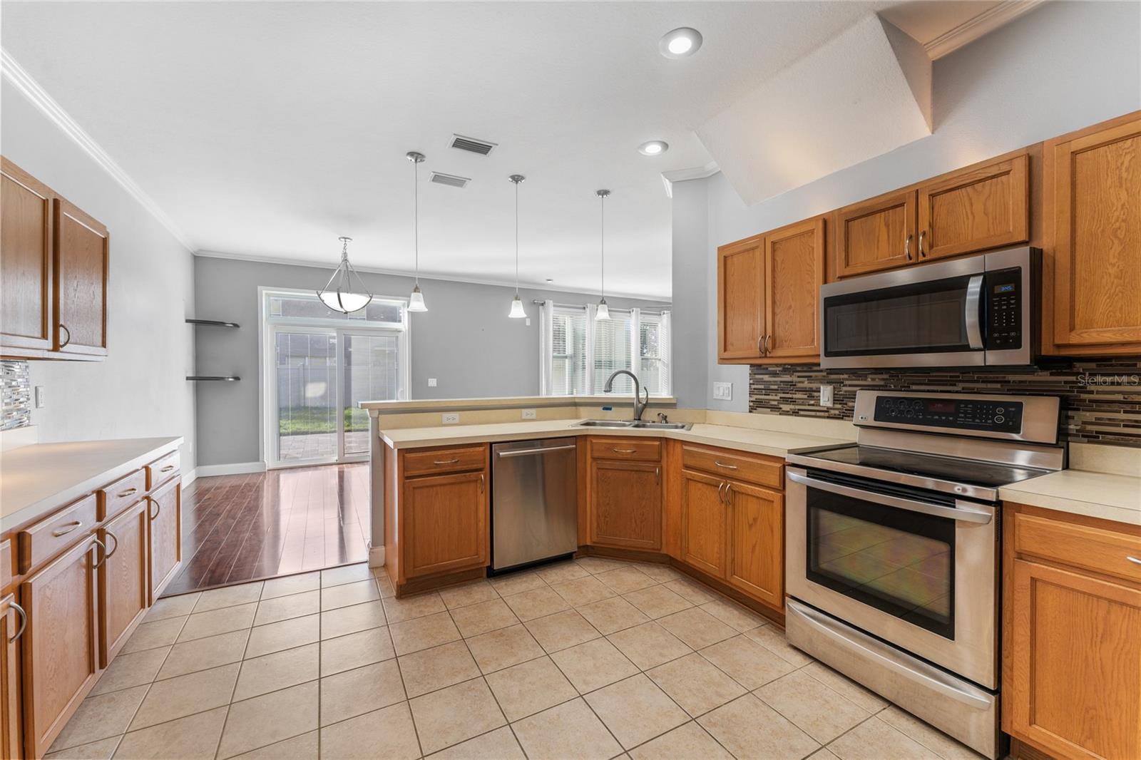 TIERRA DEL SOL PH 01 - Residential Lease