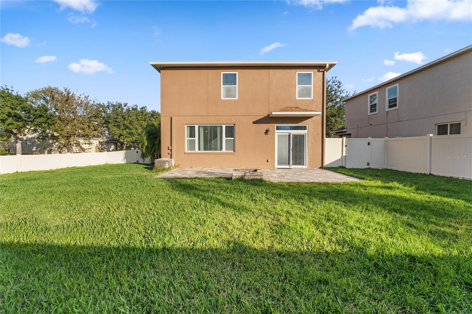TIERRA DEL SOL PH 01 - Residential Lease