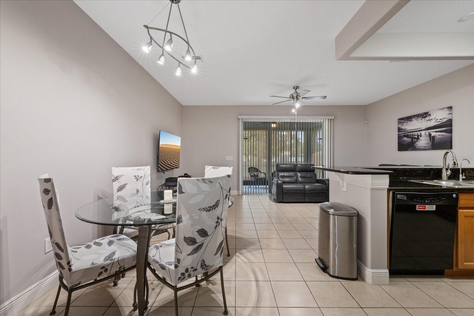 SAWGRASS VILLAGE - Residential