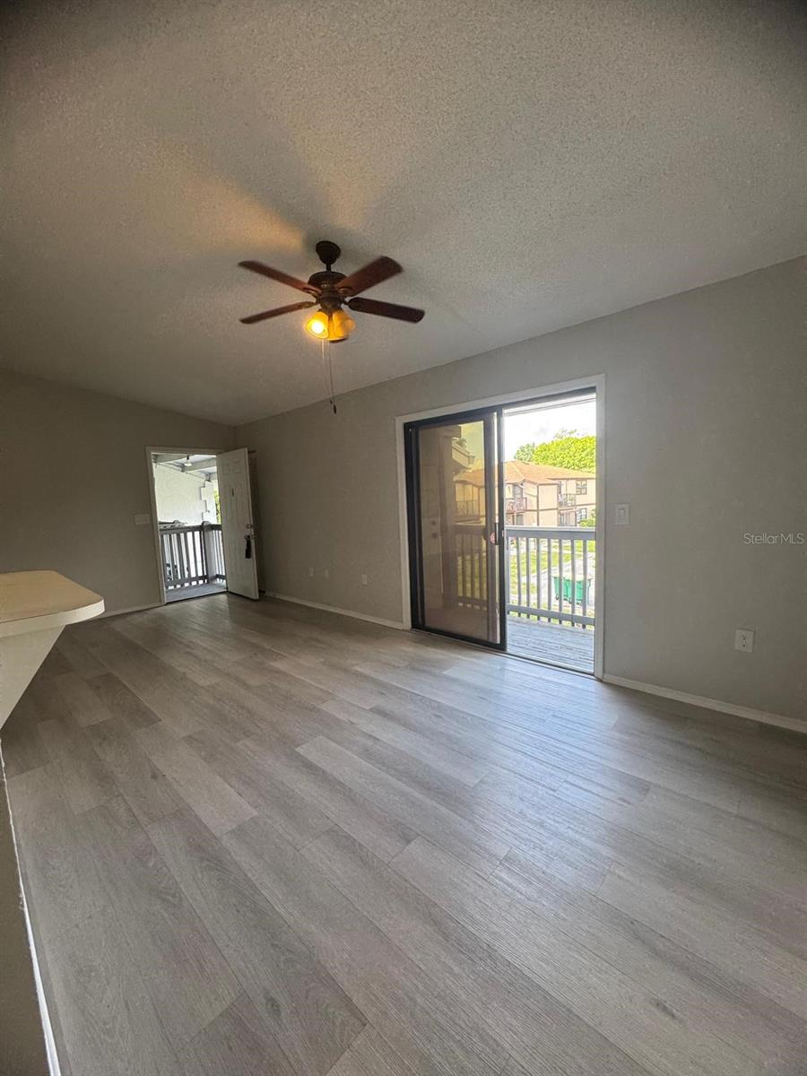 CEDAR WOODS 02 - Residential Lease