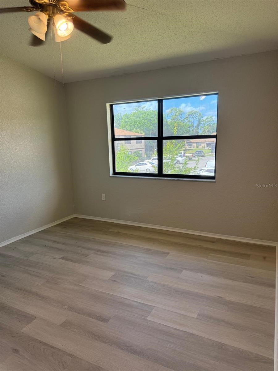 CEDAR WOODS 02 - Residential Lease