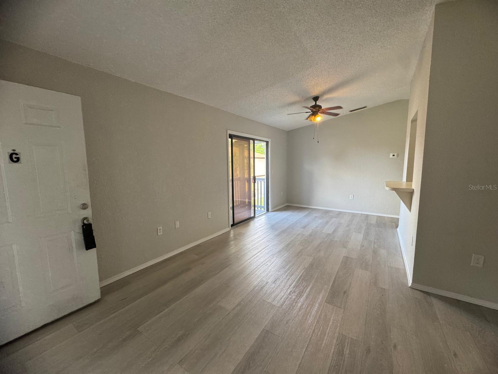 CEDAR WOODS 02 - Residential Lease