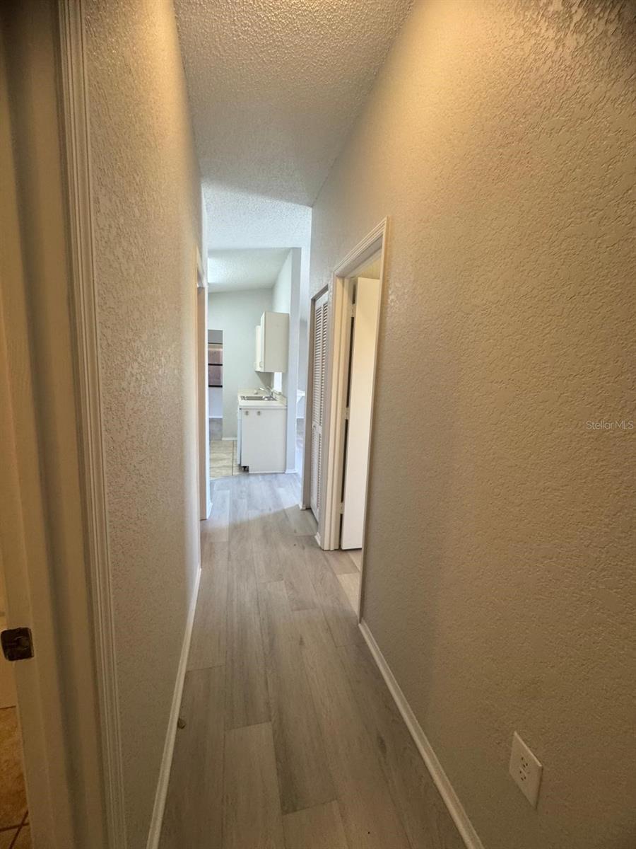 CEDAR WOODS 02 - Residential Lease