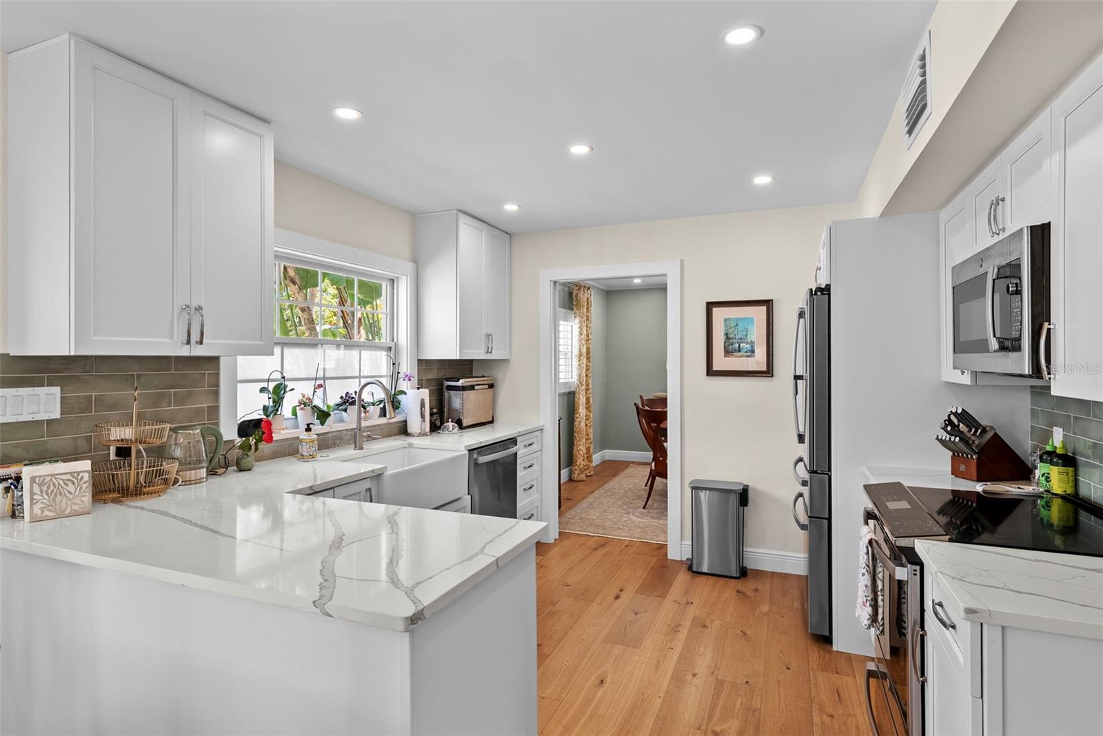 HENDERSON BEACH - Residential Lease
