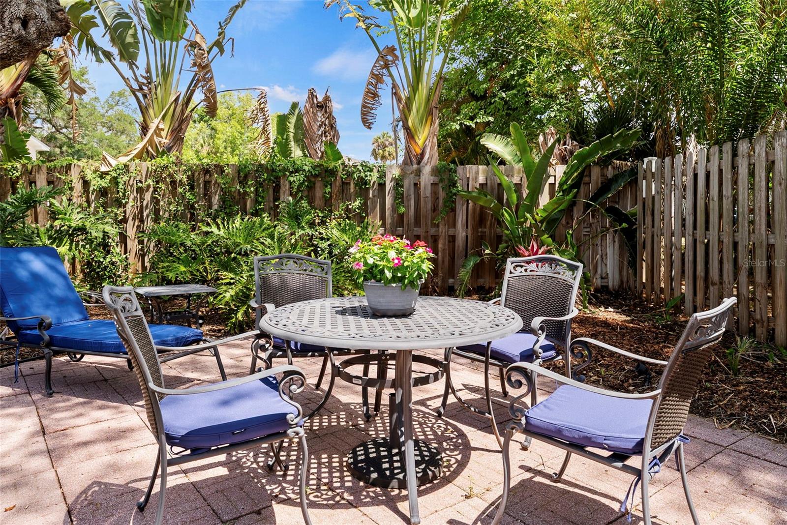 HENDERSON BEACH - Residential Lease