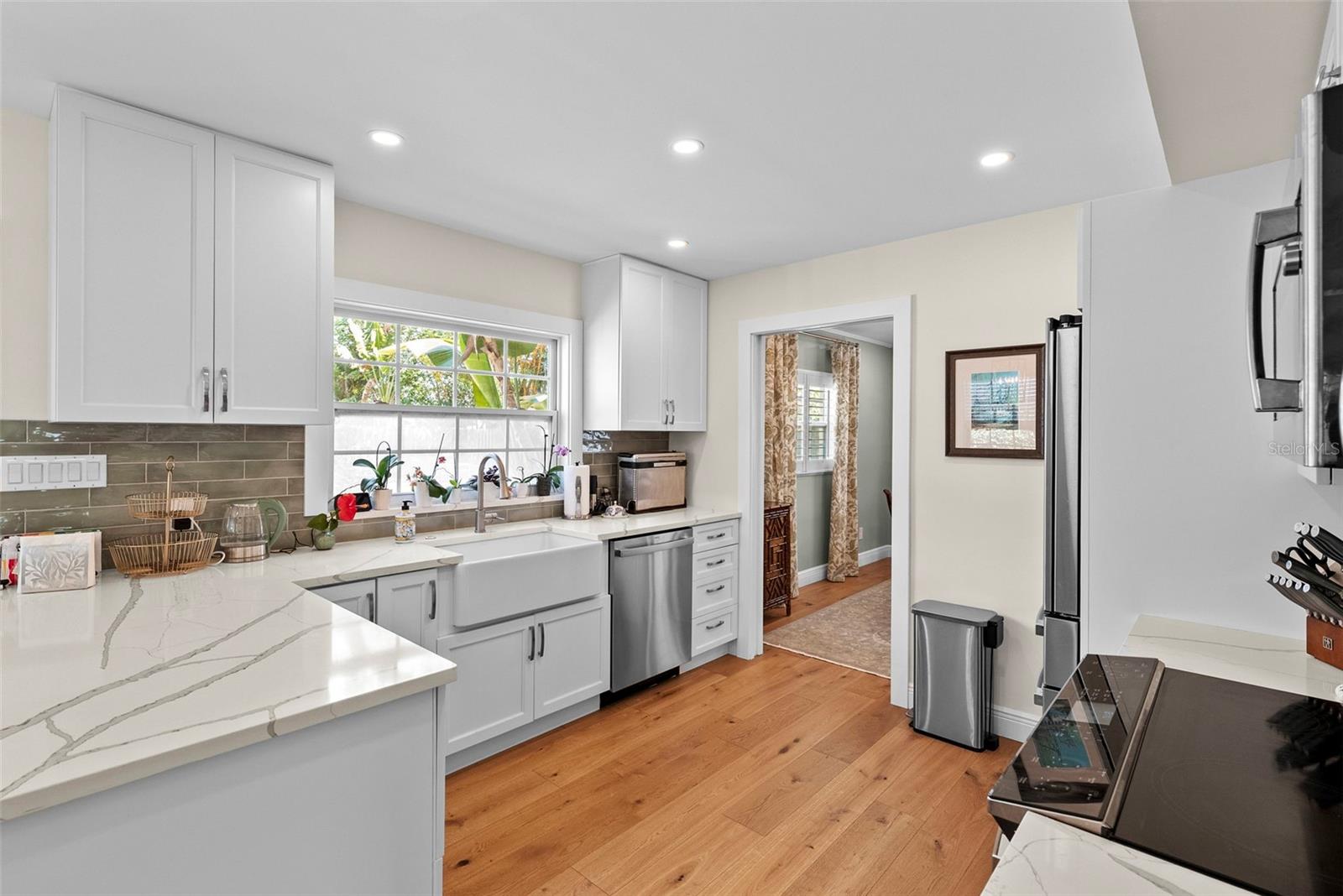 HENDERSON BEACH - Residential Lease