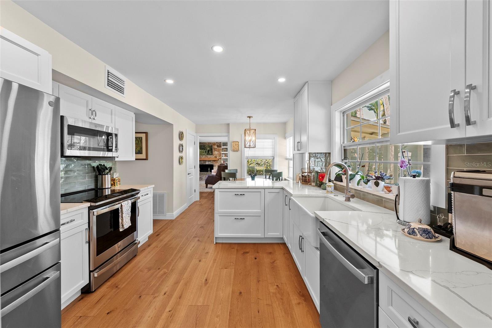 HENDERSON BEACH - Residential Lease