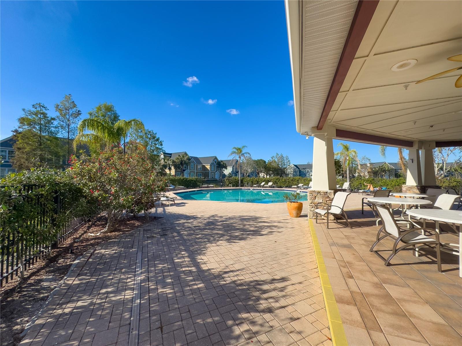 ADMIRALS WALK - Residential