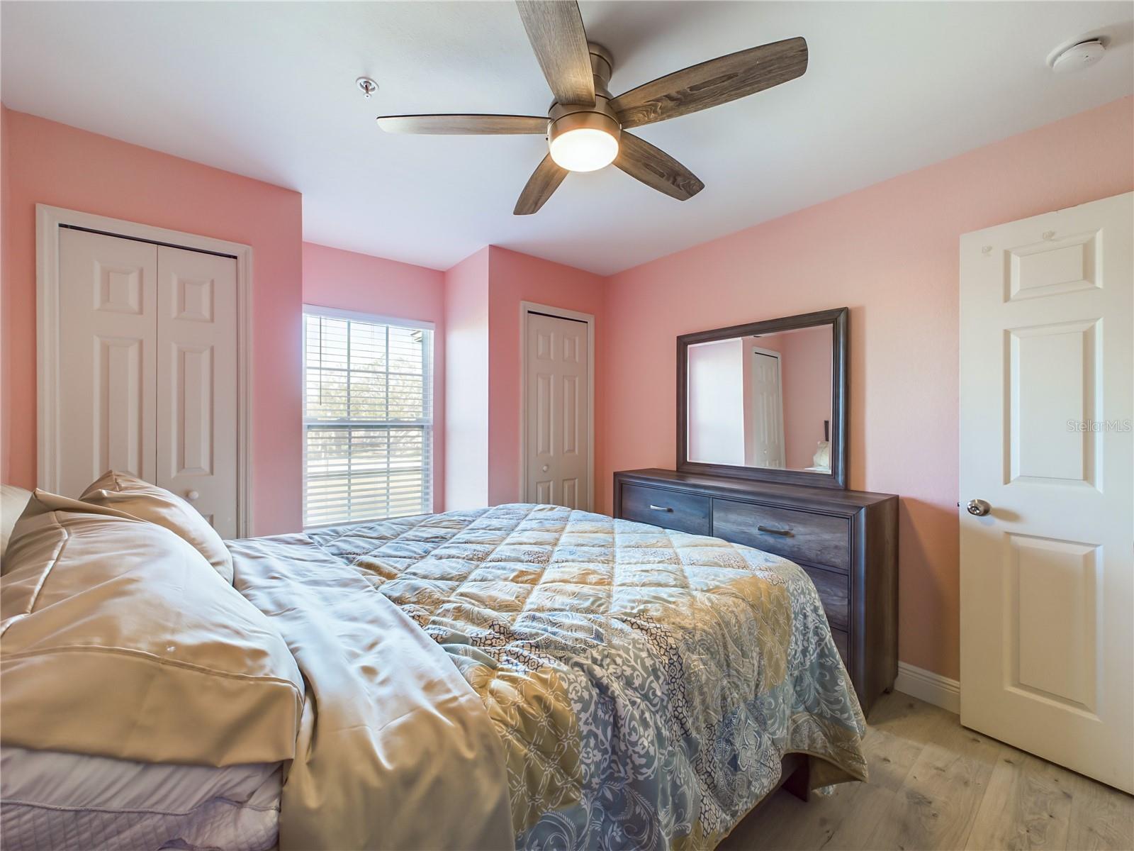 ADMIRALS WALK - Residential