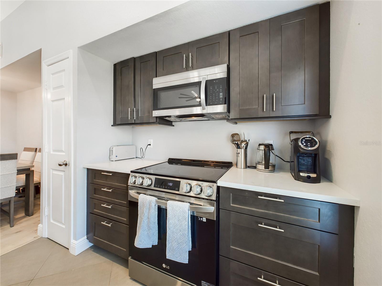 ADMIRALS WALK - Residential