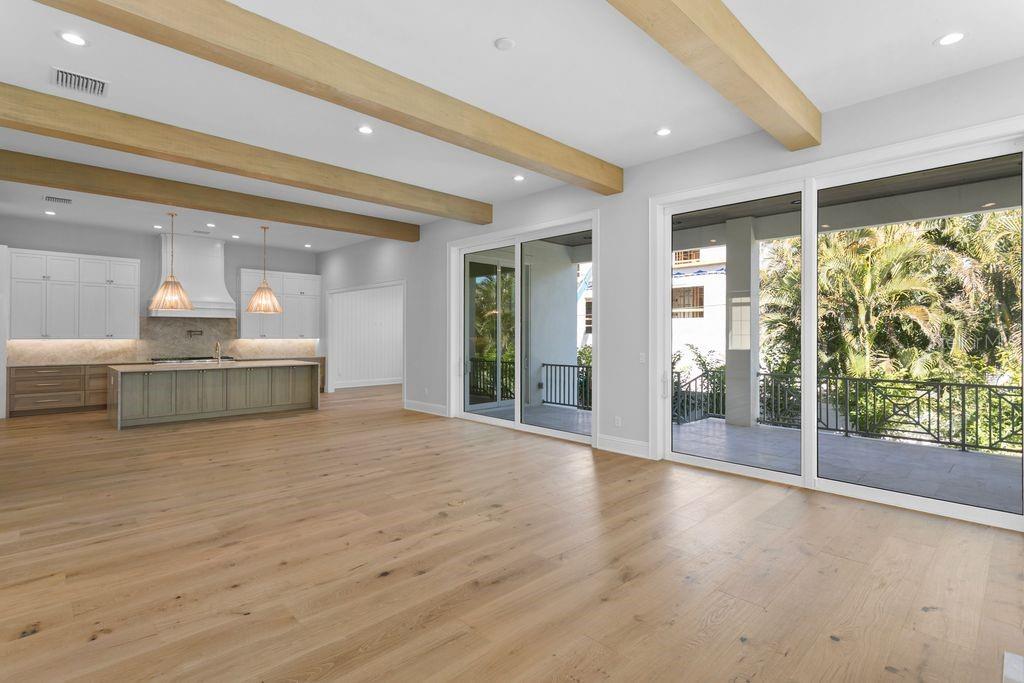 SUNSET PARK - Residential