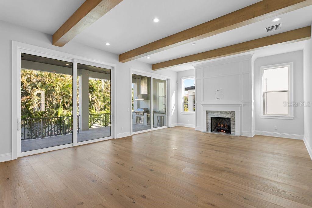 SUNSET PARK - Residential
