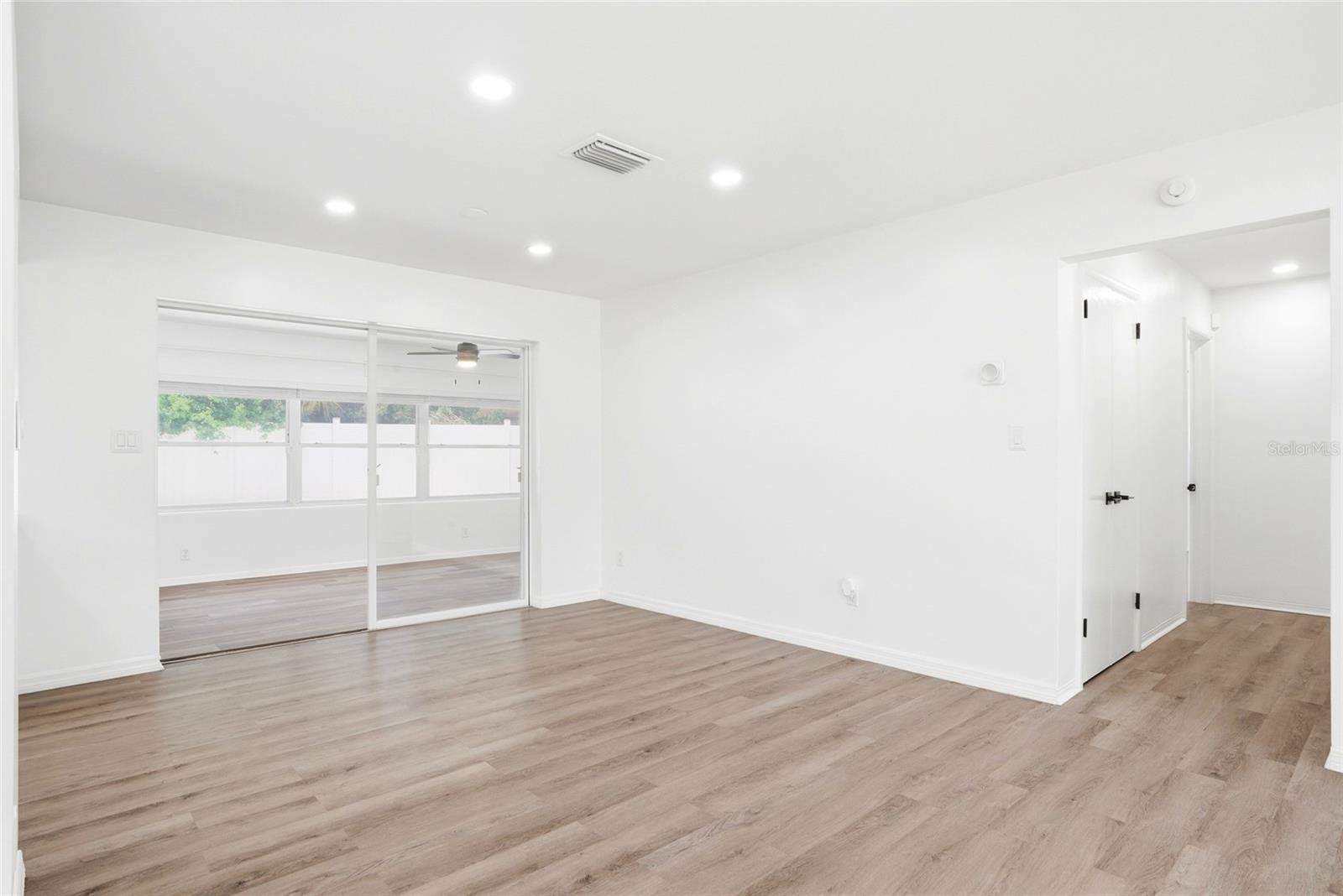 CHESTERFIELD HEIGHTS - Residential