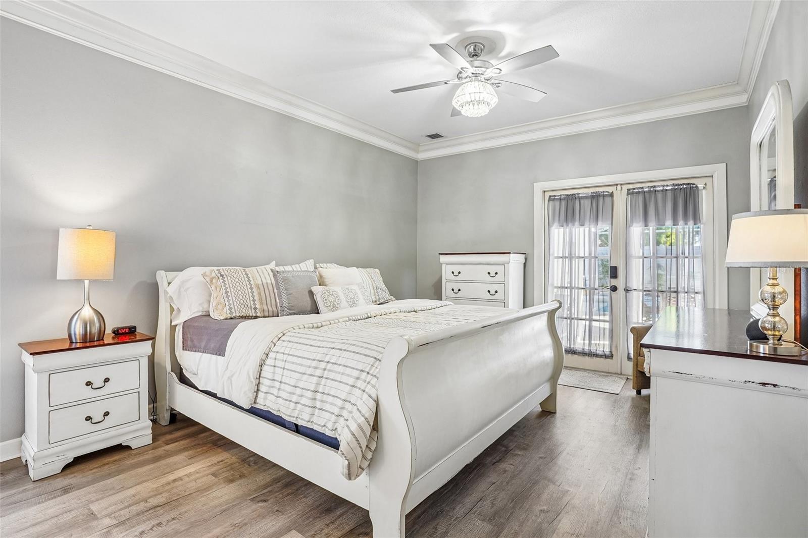 PARK PLACE ON LAKE JOANNA - Residential
